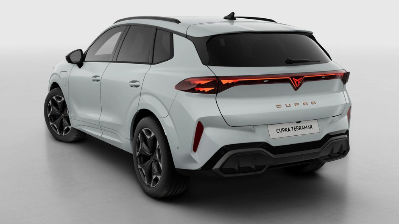 CUPRA Terramar 1.5 TSI e-Hybrid 204 6DSG Business