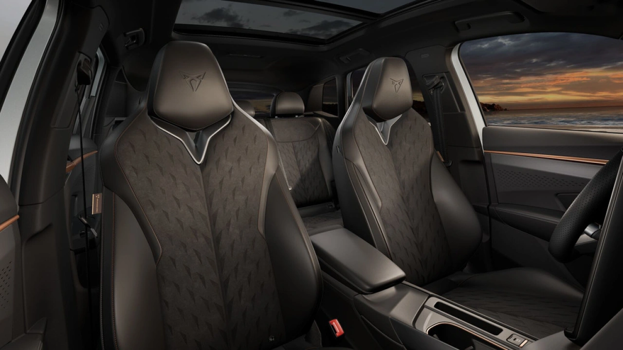 CUPRA Terramar 1.5 TSI e-Hybrid 204 6DSG Business