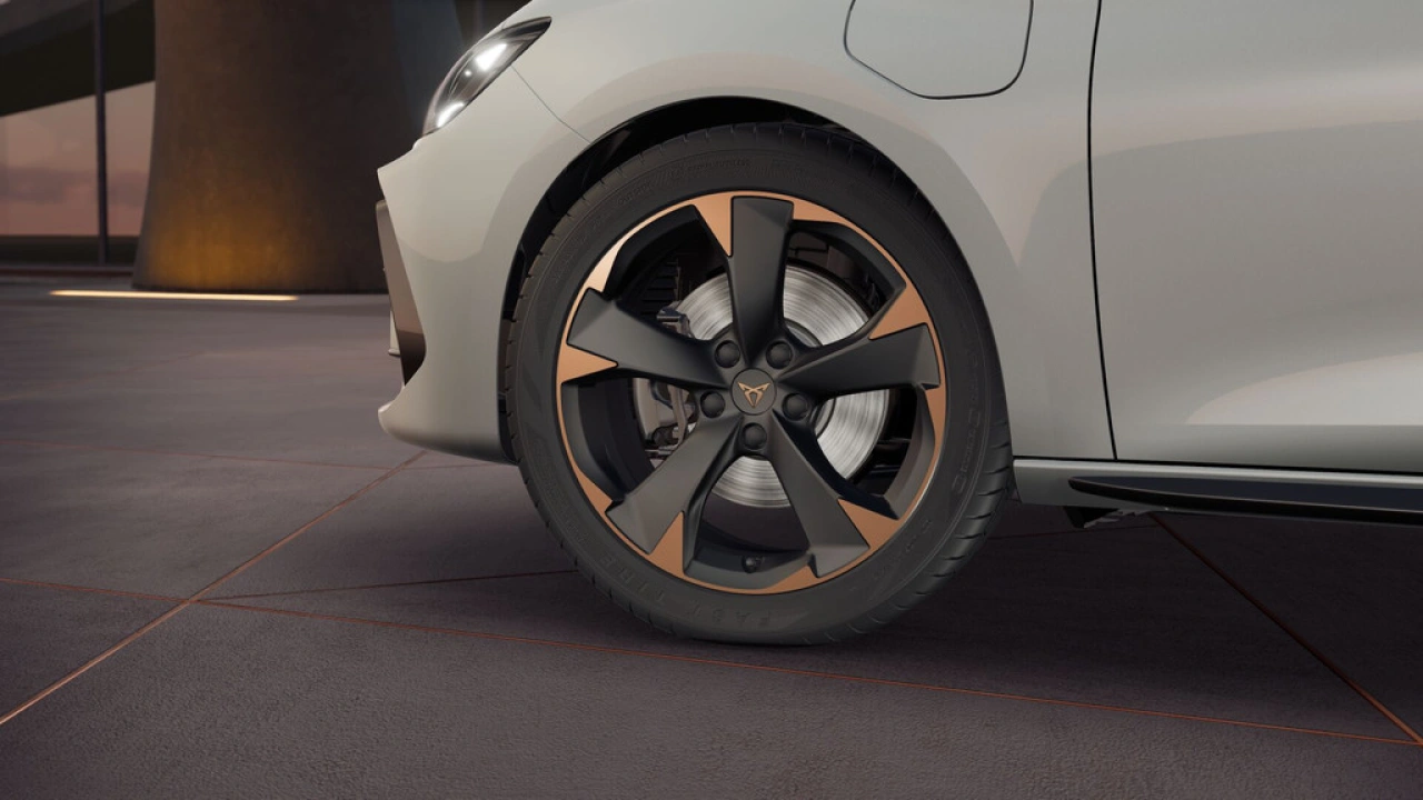 CUPRA Leon Sportstourer 1.5 TSI e-Hybrid 204 6DSG Business