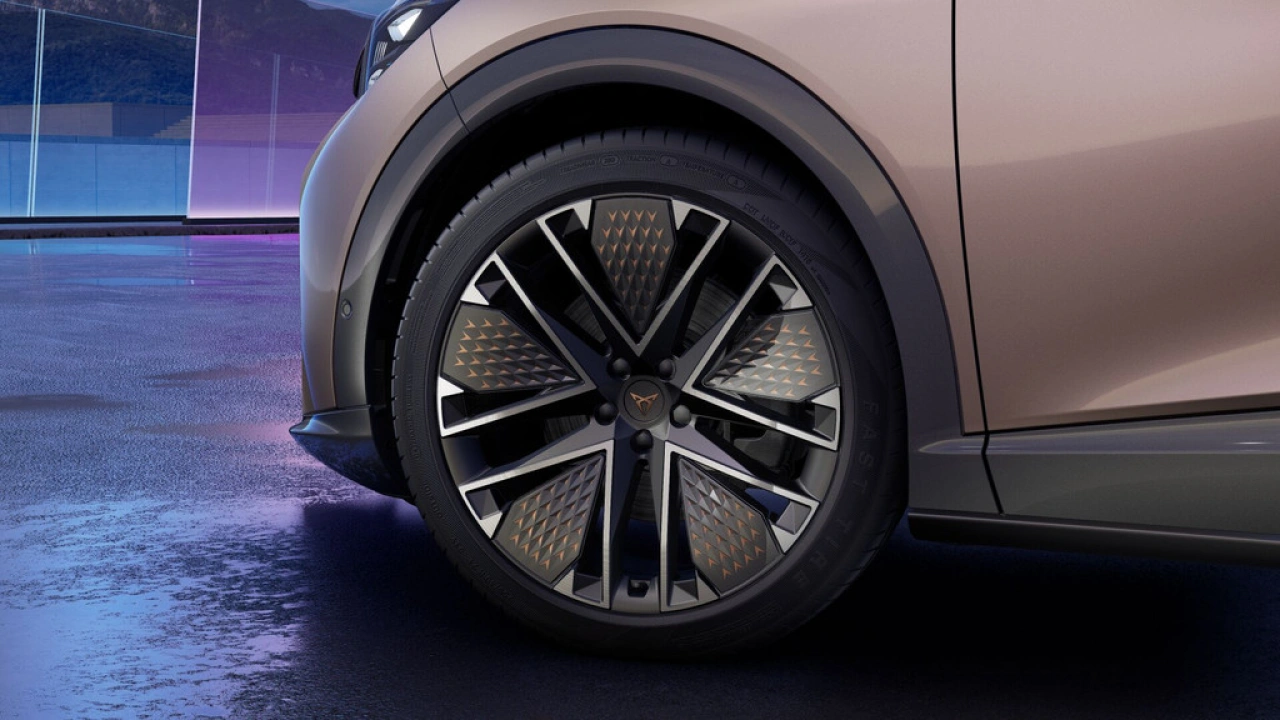 CUPRA Tavascan 77kWh Elektromotor 340 1AT VZ Extreme