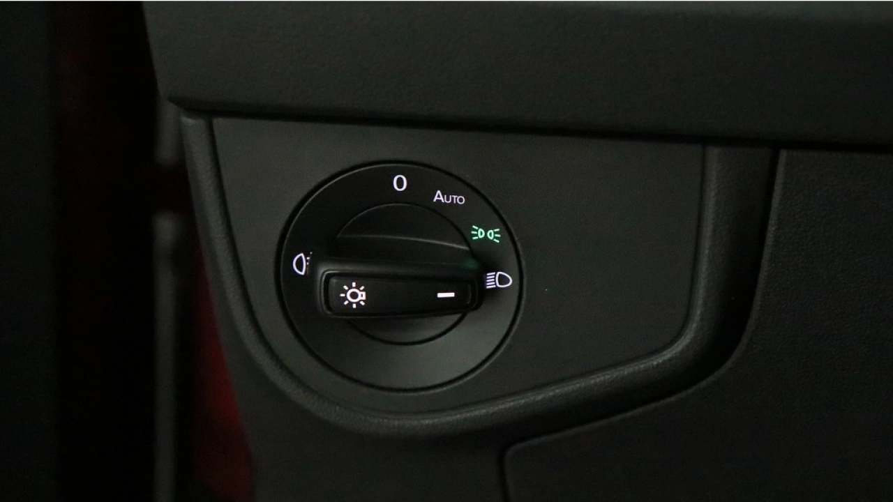 Volkswagen Polo GTI 2.0 207pk Automaat | Pano | Stoelverwarming | Keyless | Cruise | Camera