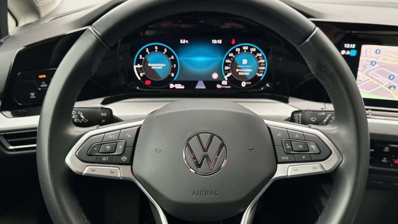 Volkswagen Golf 1.0 TSI 110pk Life Navigatie Camera