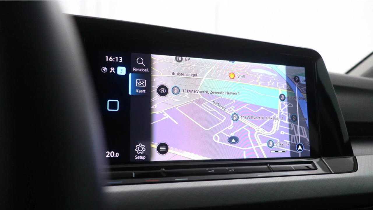 Volkswagen Golf 1.0 TSI 110pk Life Navigatie Camera