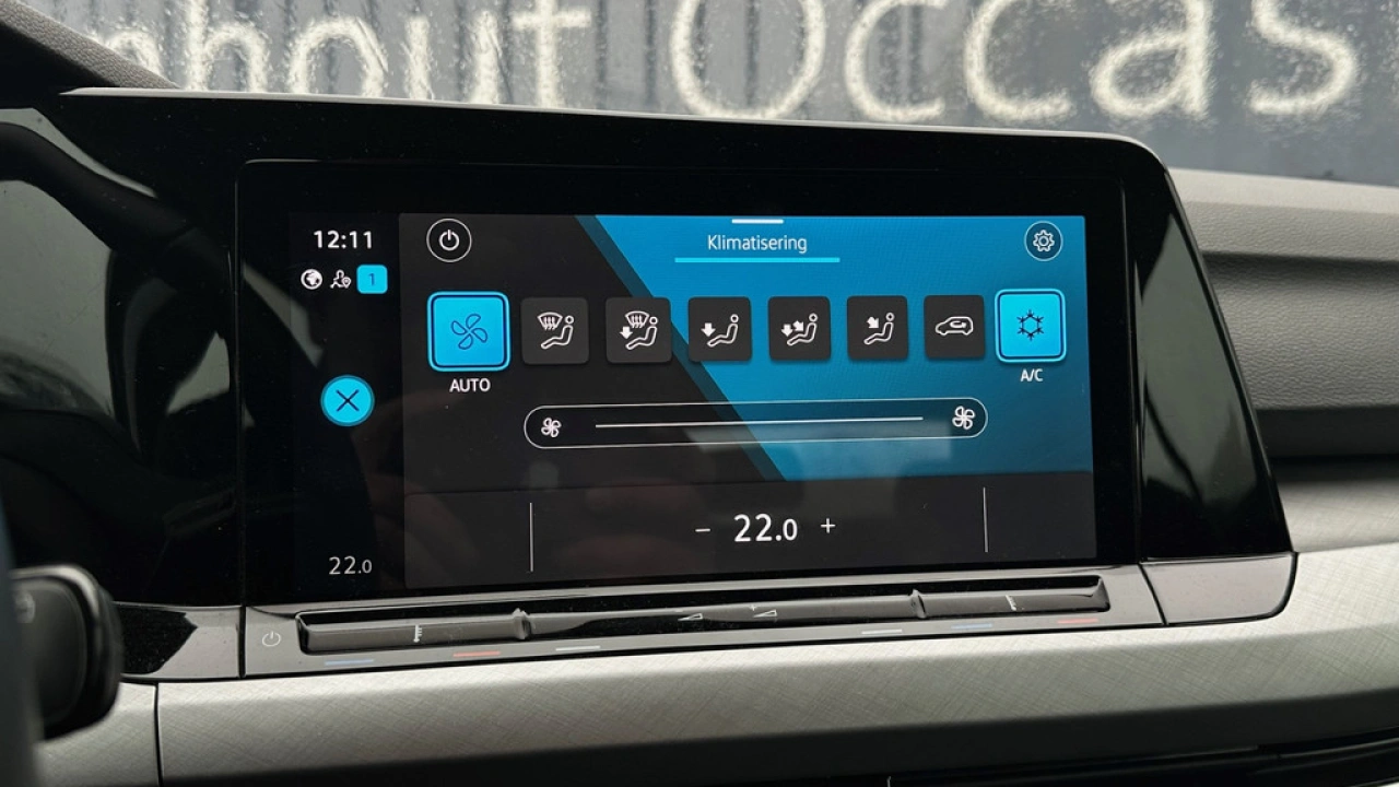 Volkswagen Golf 1.0 TSI 110pk Life Navigatie Camera