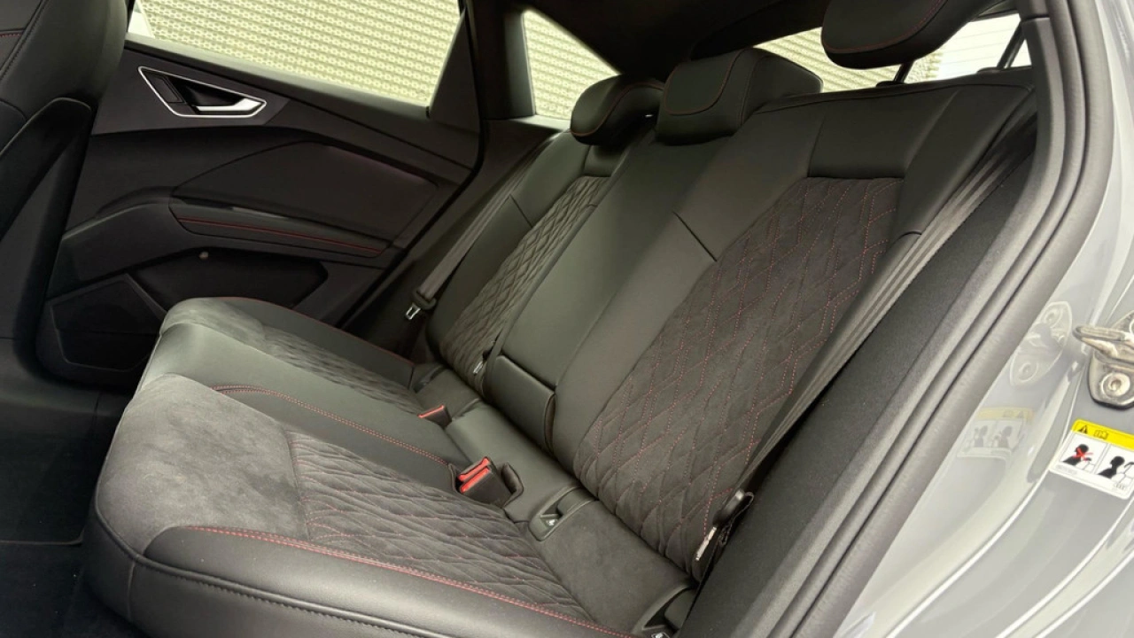 Audi Q4 Sportback e-tron 40 204Pk S edition 77 kWh