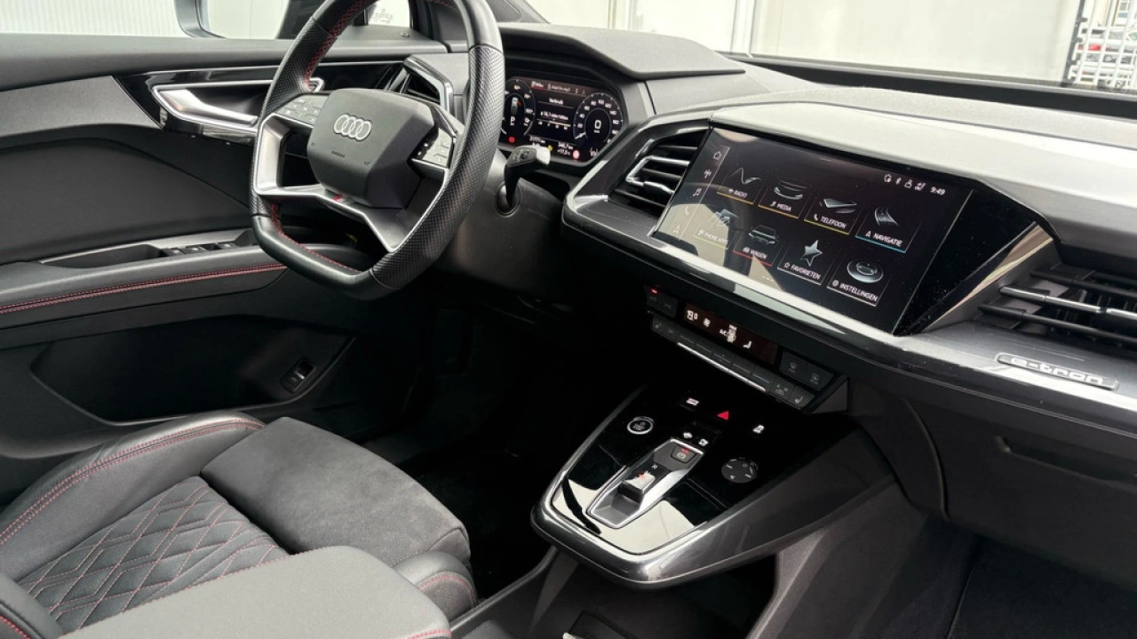Audi Q4 Sportback e-tron 40 204Pk S edition 77 kWh