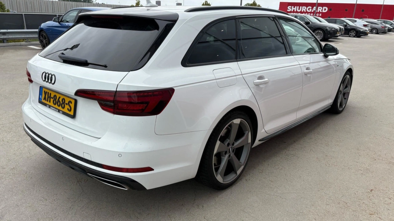 Audi A4 Avant 40 TFSI 190pk Sport S Line Black Edition S-Tronic