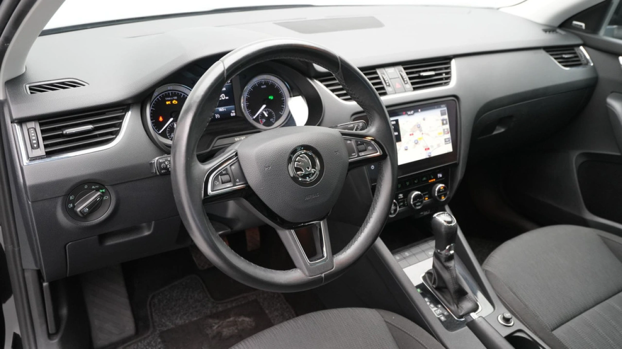 Škoda Octavia Combi 1.5 TSI 150pk DSG Greentech Business Edition Plus