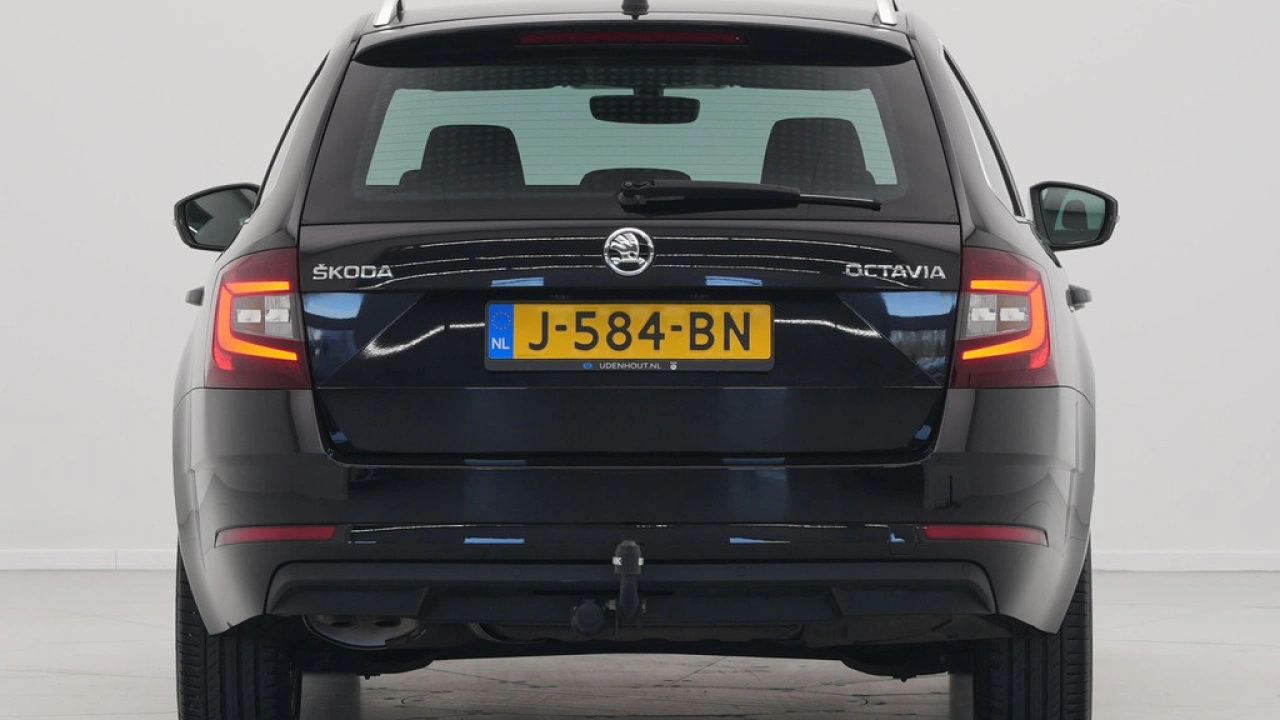 Škoda Octavia Combi 1.5 TSI 150pk DSG Greentech Business Edition Plus