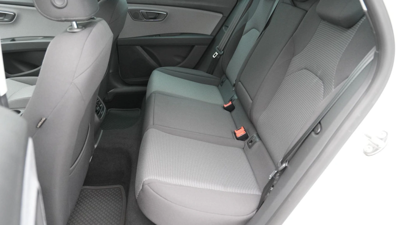 SEAT León ST 1.0 TSI 115pk DSG Style Business Intense