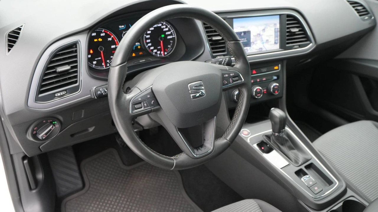 SEAT León ST 1.0 TSI 115pk DSG Style Business Intense