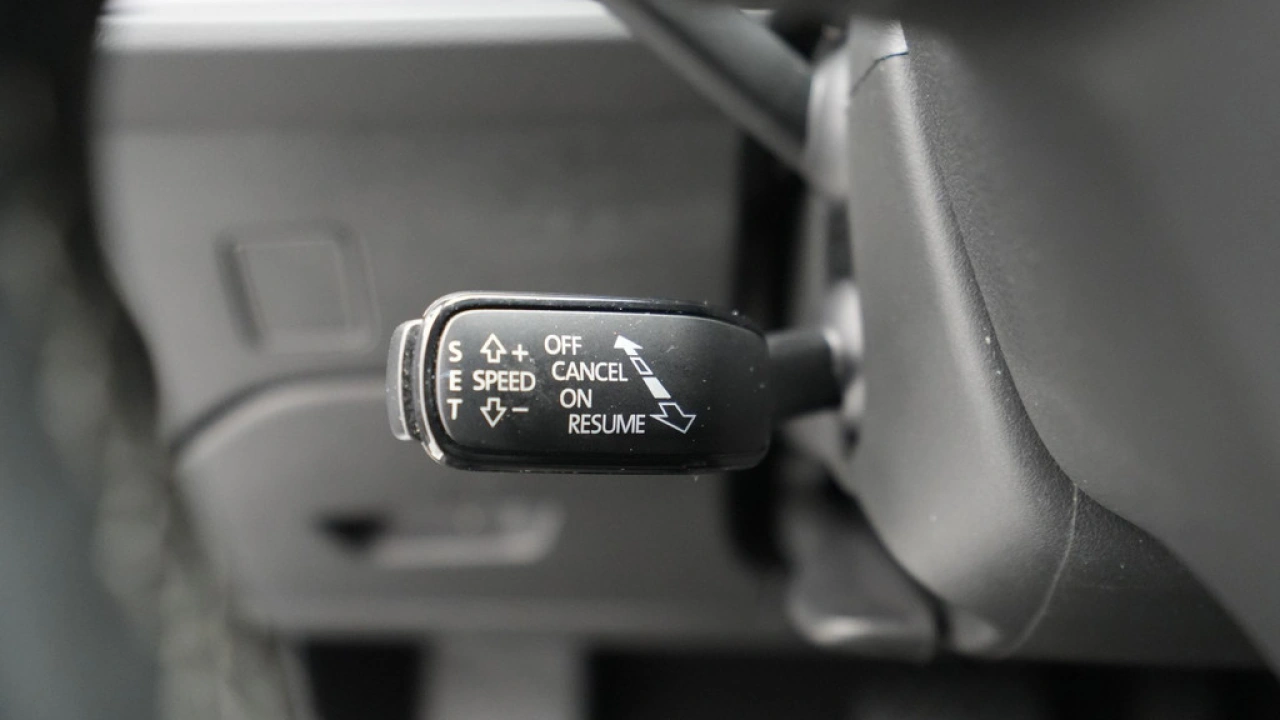 SEAT León ST 1.0 TSI 115pk DSG Style Business Intense