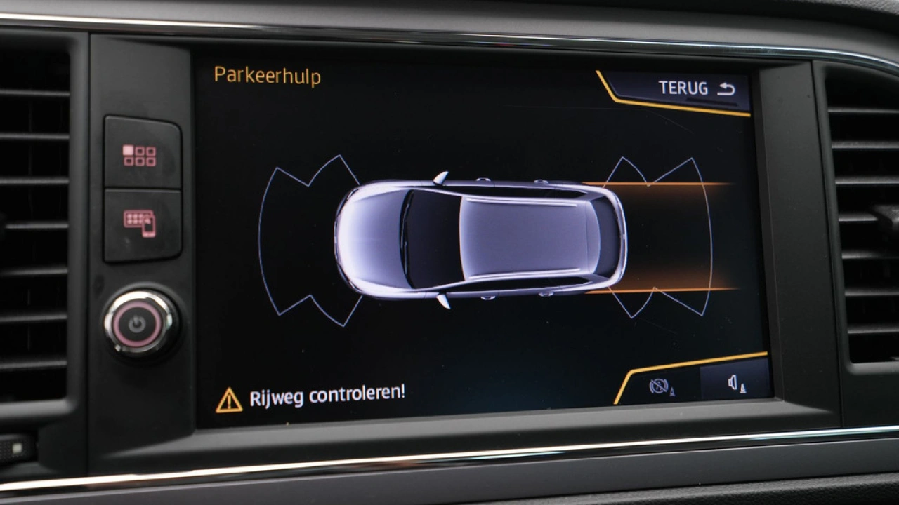 SEAT León ST 1.0 TSI 115pk DSG Style Business Intense