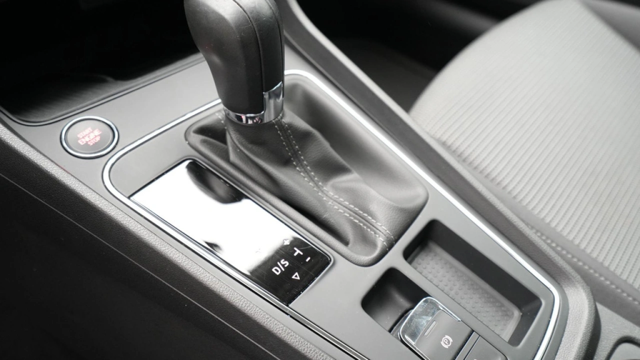 SEAT León ST 1.0 TSI 115pk DSG Style Business Intense