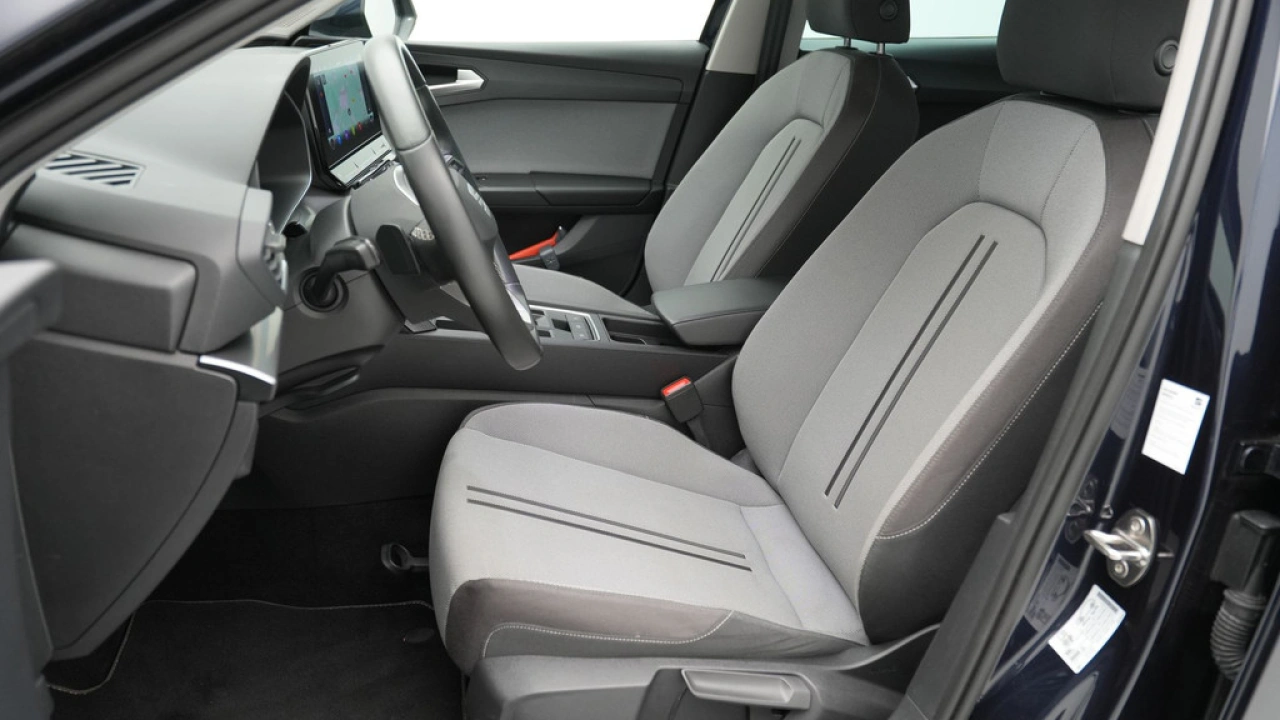 SEAT Leon 1.0 eTSI 110 pk DSG Style Business Intense