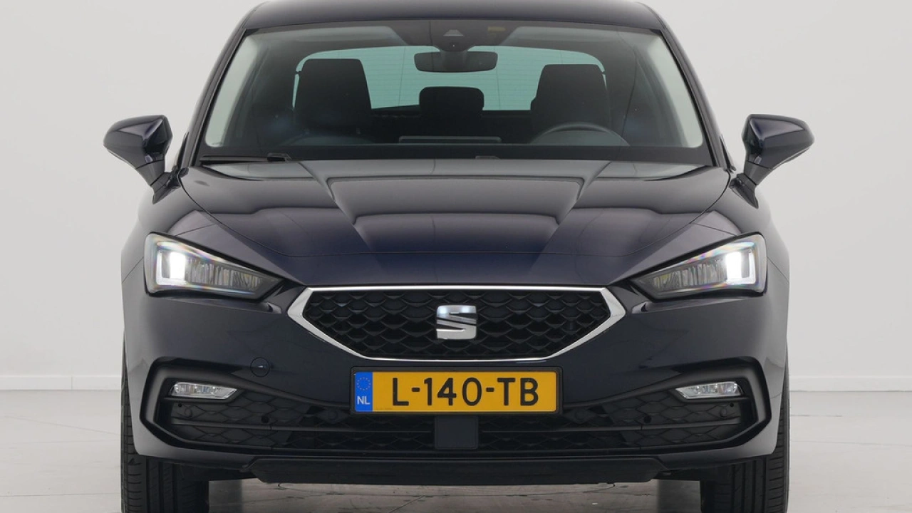SEAT Leon 1.0 eTSI 110 pk DSG Style Business Intense