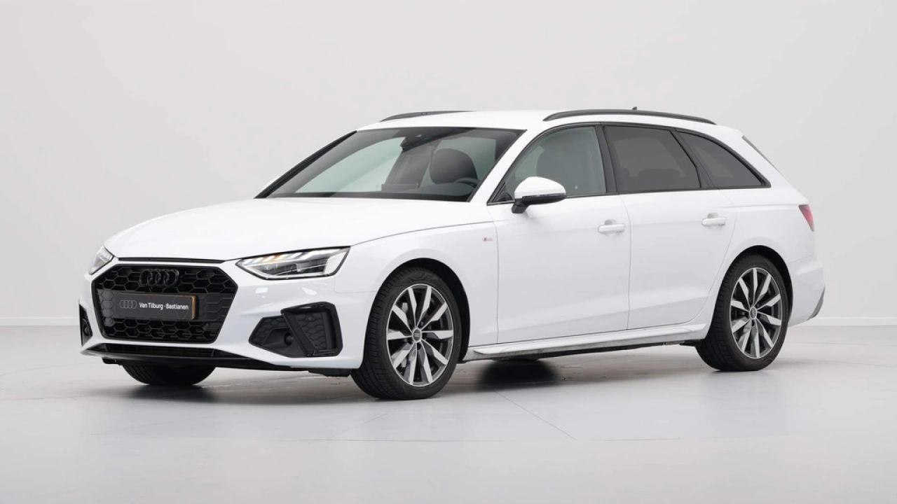 Audi A4 Avant 35 TFSI S Line edition Competition