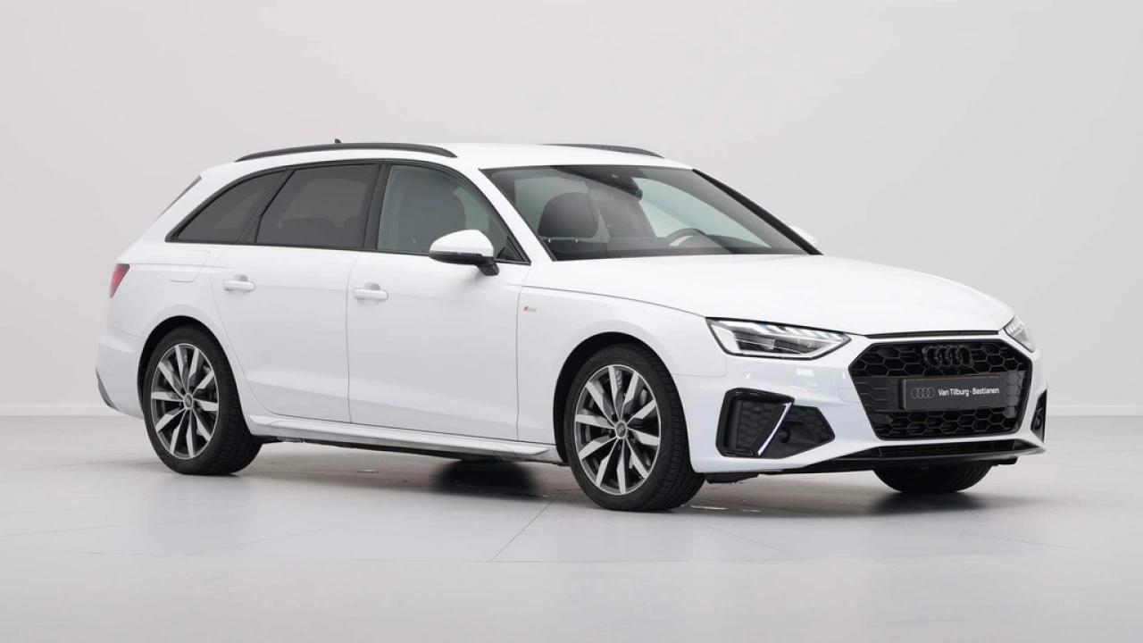 Audi A4 Avant 35 TFSI S Line edition Competition