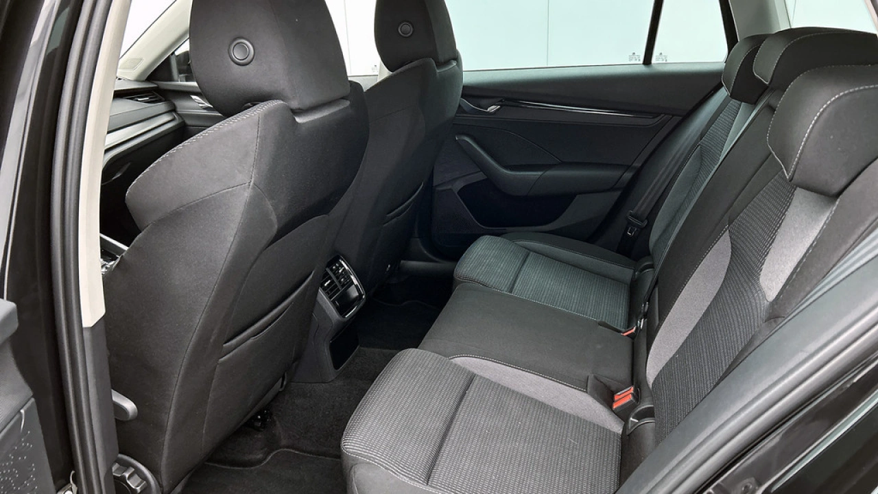 Škoda Octavia Combi 1.4 TSI iV204pk PHEV Business Edition DSG