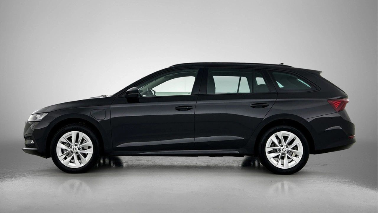 Škoda Octavia Combi 1.4 TSI iV204pk PHEV Business Edition DSG