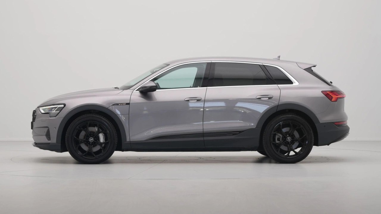 Audi e-tron 55 quattro 408pk S-Line edition 95 kWh