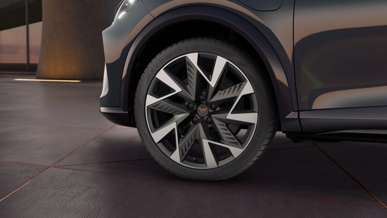 CUPRA Formentor 1.5 TSI e-Hybrid 272 6DSG VZ Performance