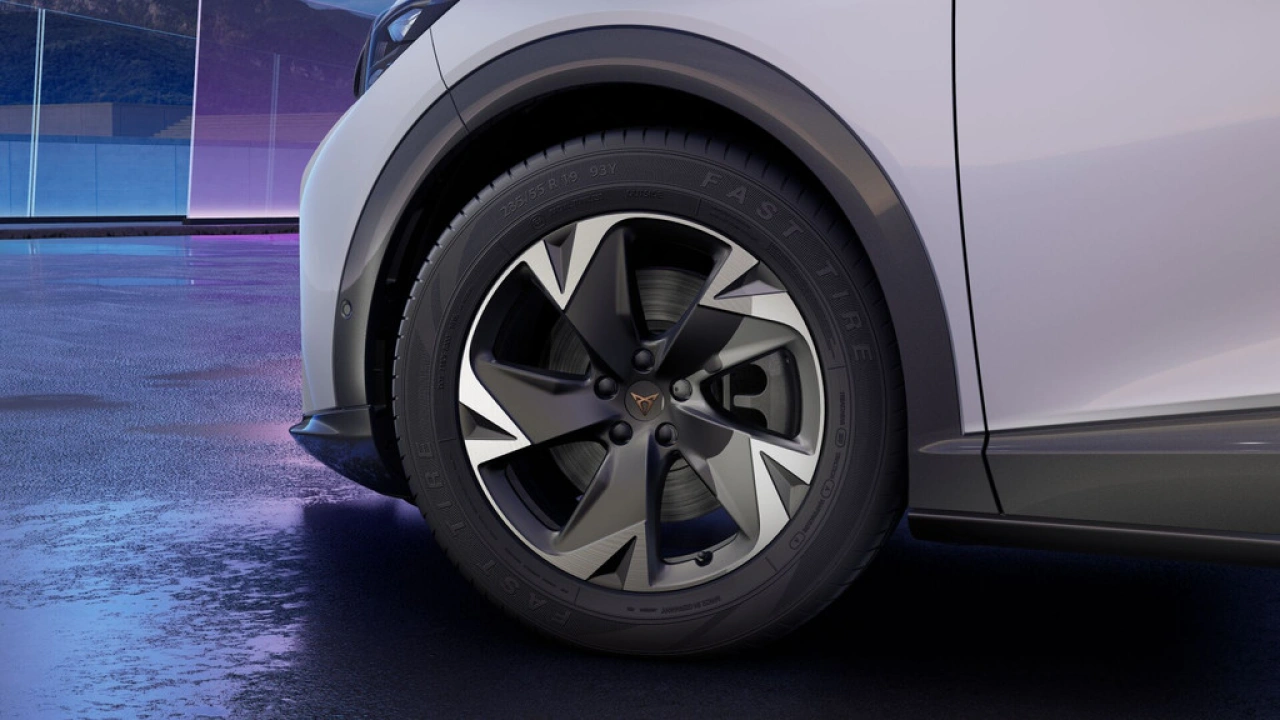 CUPRA Tavascan 77kWh Elektromotor 286 1AT Business