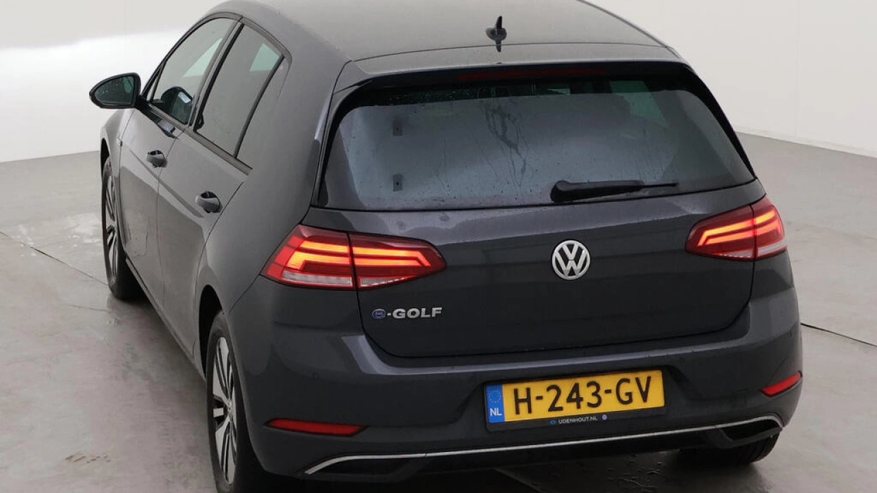 Volkswagen e-Golf E-DITION | Warmtepomp | Active Info Display | binnenkort beschikbaar |