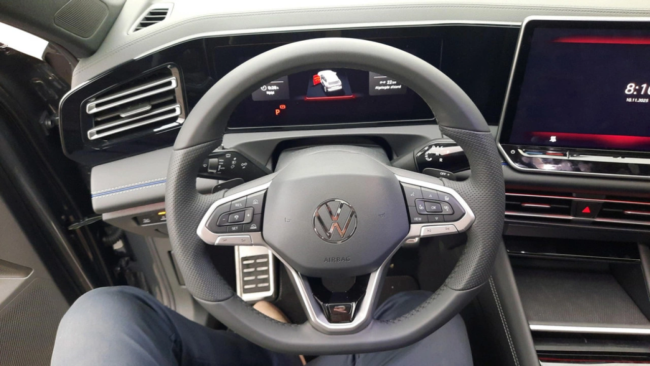 Volkswagen Tiguan 1.5 eHybrid R-Line Edition | DEMO | beschikbaarheid in overleg |