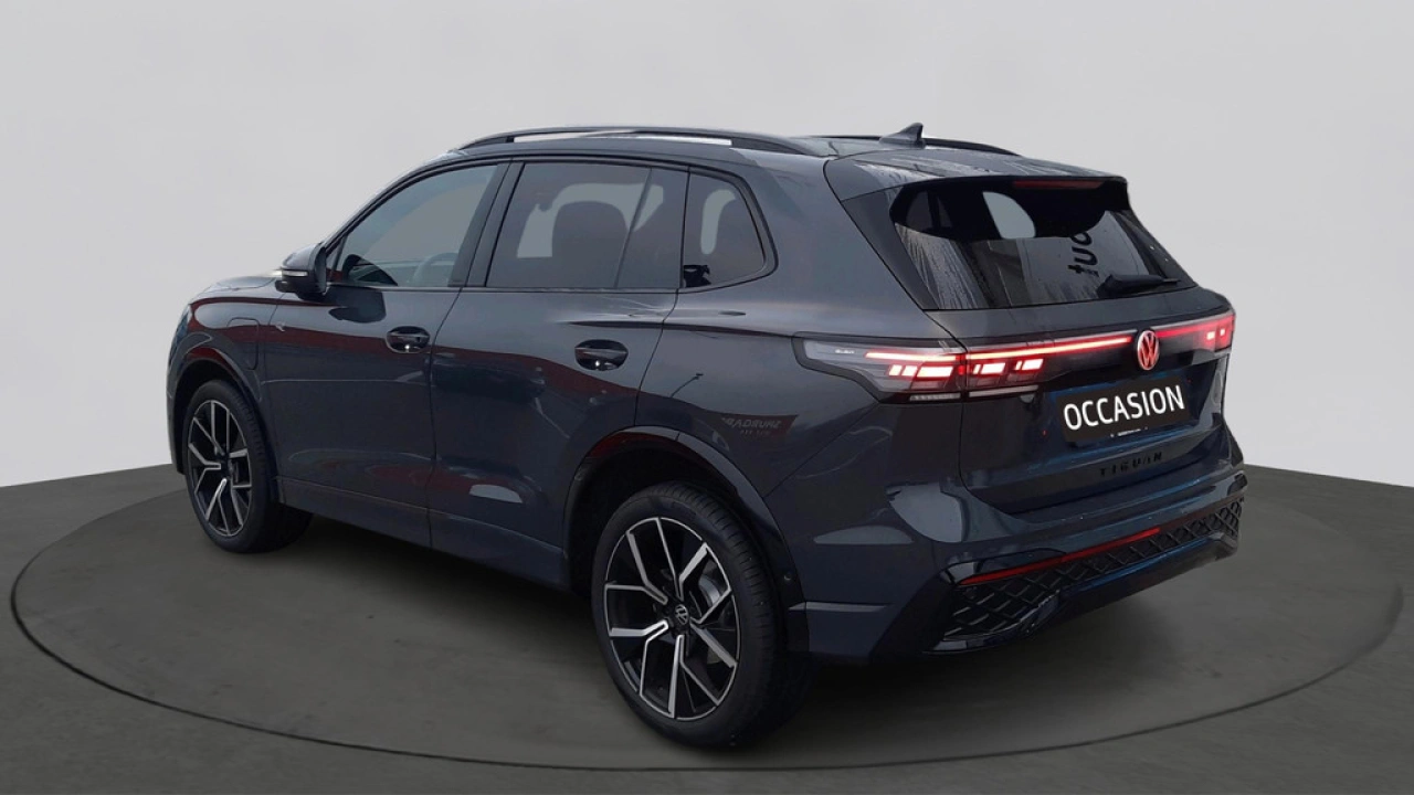 Volkswagen Tiguan 1.5 eHybrid R-Line Edition | DEMO | beschikbaarheid in overleg |