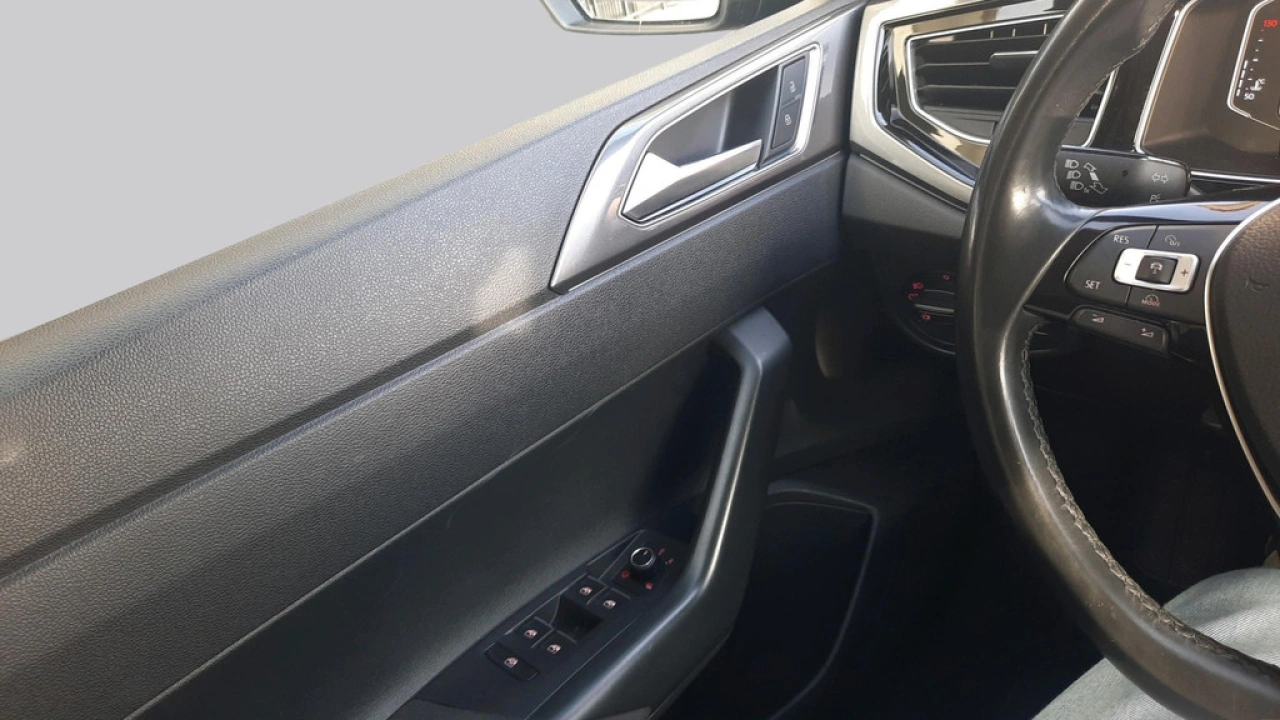 Volkswagen Polo 1.0 TSI Highline | Navigatie | Active Info Display | Parkeersensoren |