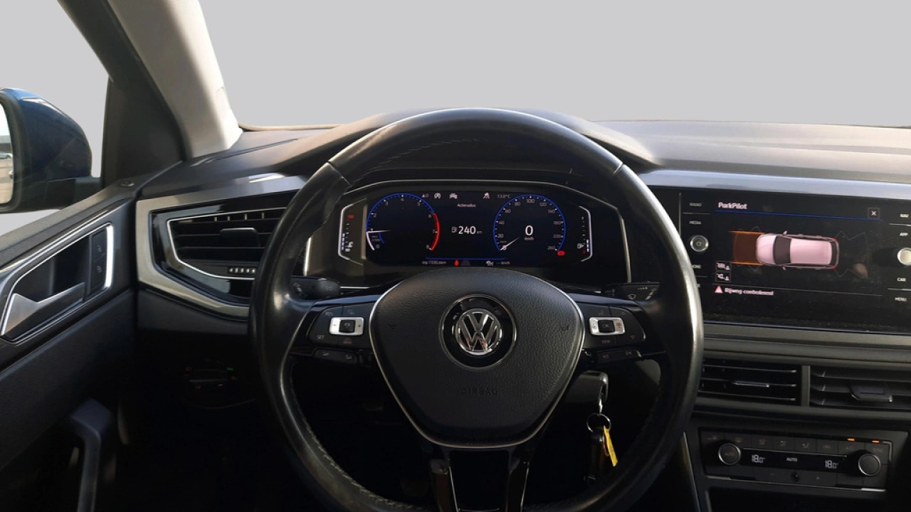 Volkswagen Polo 1.0 TSI Highline | Navigatie | Active Info Display | Parkeersensoren |