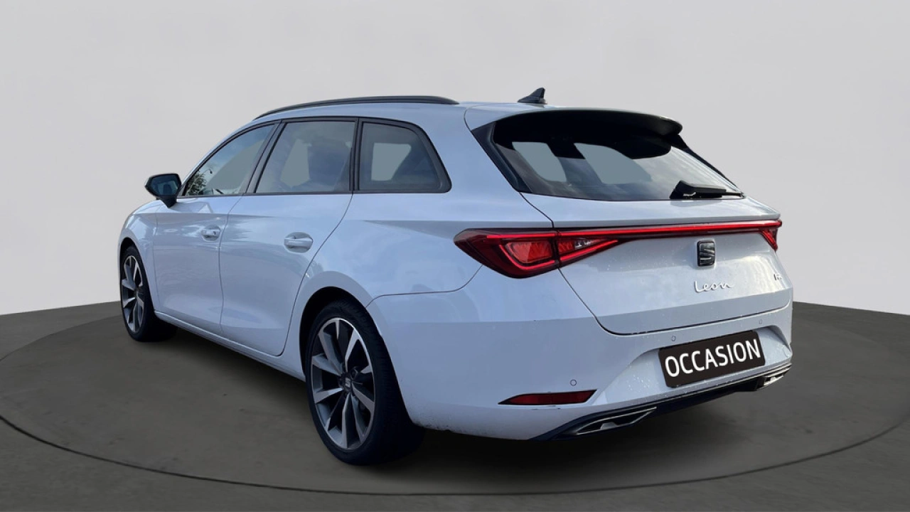SEAT Leon Sportstourer 1.0 eTSI FR Business