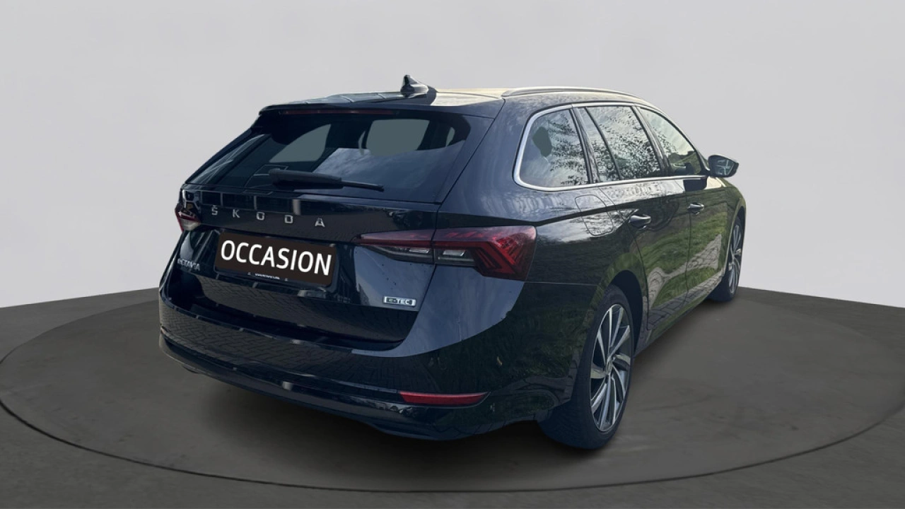 Škoda Octavia Combi 1.5 e-TSI Business Edition Plus