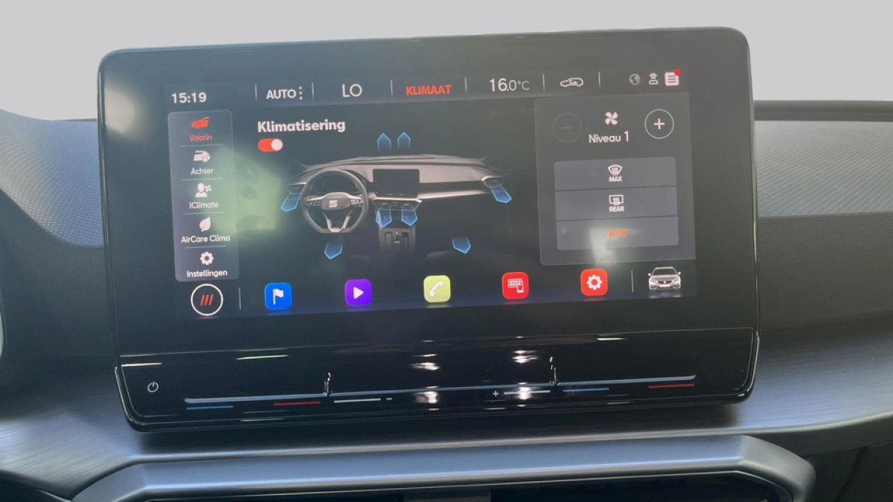 SEAT Leon Sportstourer 1.0 eTSI FR Business