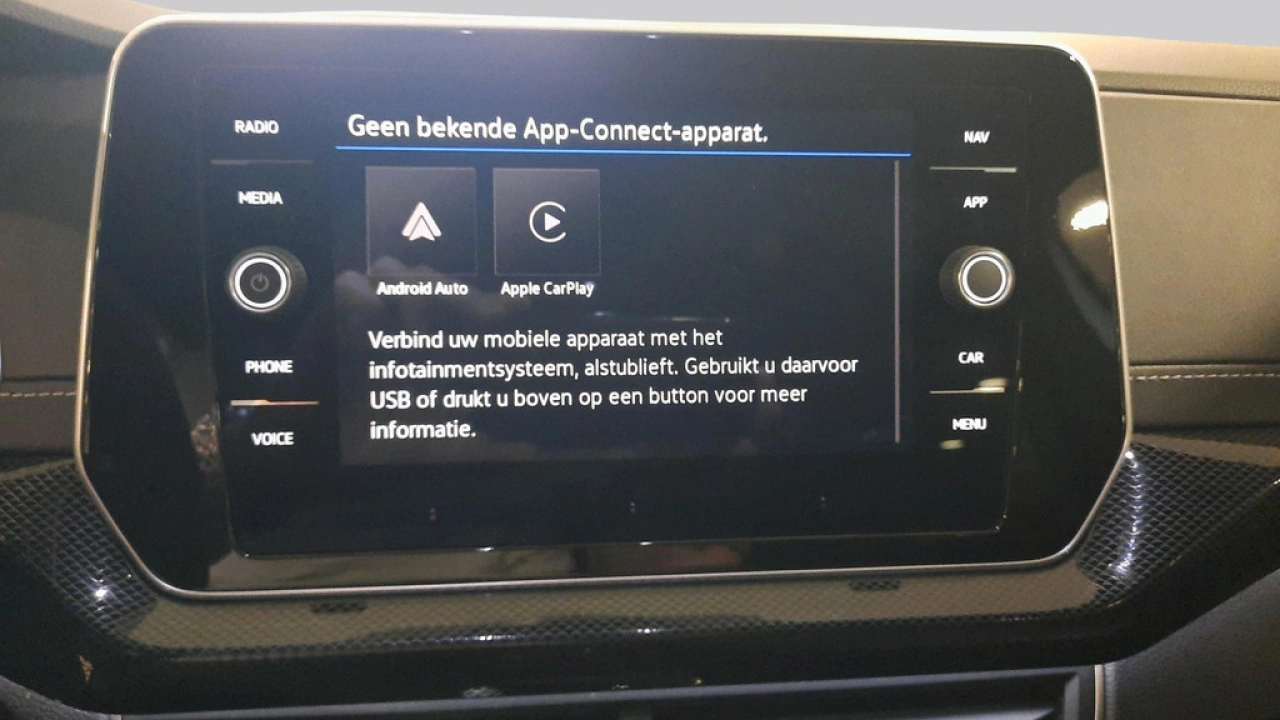 Volkswagen T-Cross 1.0 TSI R-Line Edition | Black Style | Camera | Navi | Active Info Display | Demonstratieauto