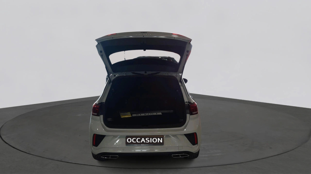 Volkswagen T-Roc 1.5 TSI R-Line Business | afn Trekhaak | Privacy Glass |