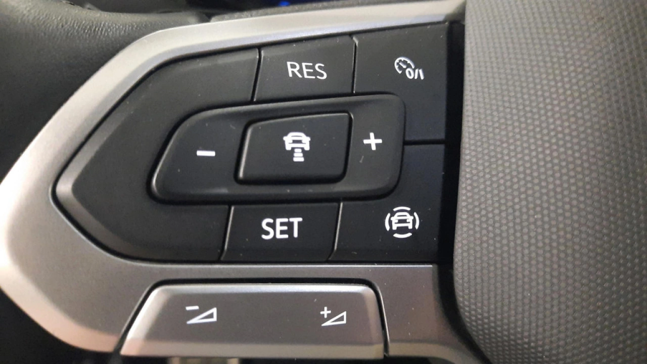 Volkswagen T-Roc 1.5 TSI R-Line Business | afn Trekhaak | Privacy Glass |