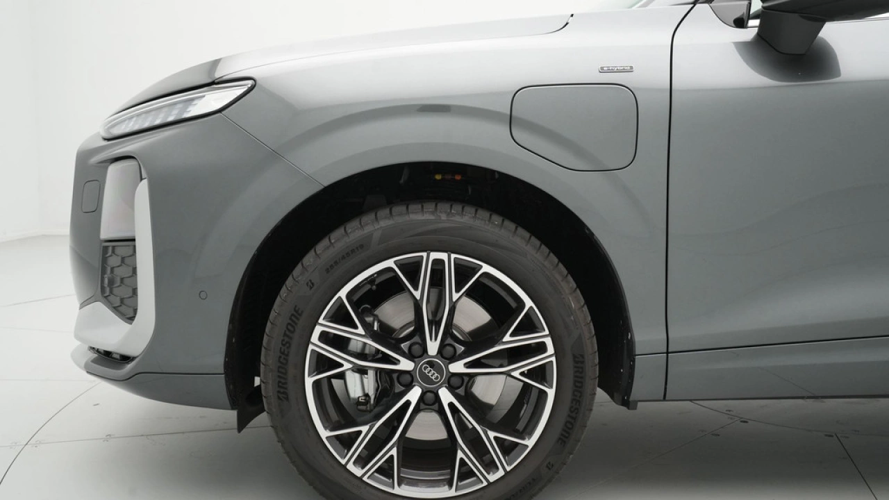 Audi Q3 1.5 200kW e-hybrid S edition