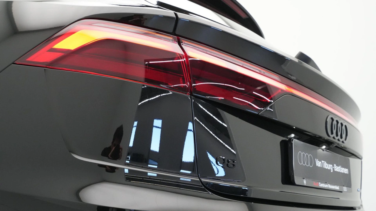 Audi Q8 60 TFSI e quattro Pro Line S S Line Competition