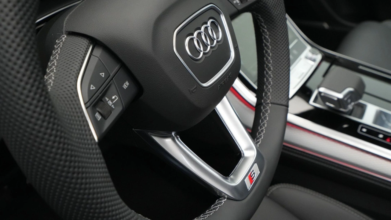 Audi Q8 60 TFSI e quattro Pro Line S S Line Competition