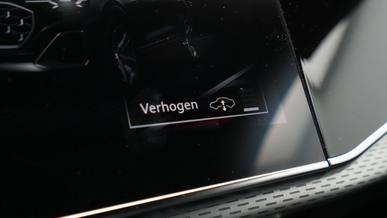 Audi Q8 60 TFSI e quattro Pro Line S S Line Competition