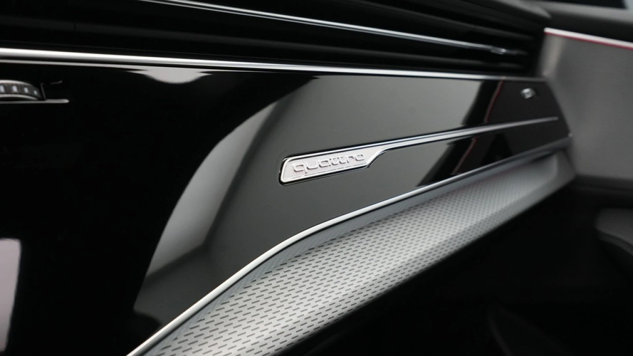 Audi Q8 60 TFSI e quattro Pro Line S S Line Competition