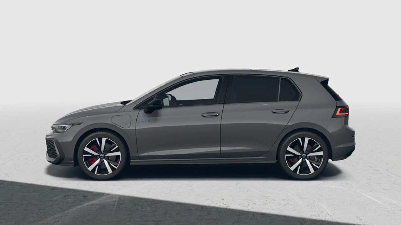 Volkswagen Golf 1.5 eHybrid 272 6DSG GTE