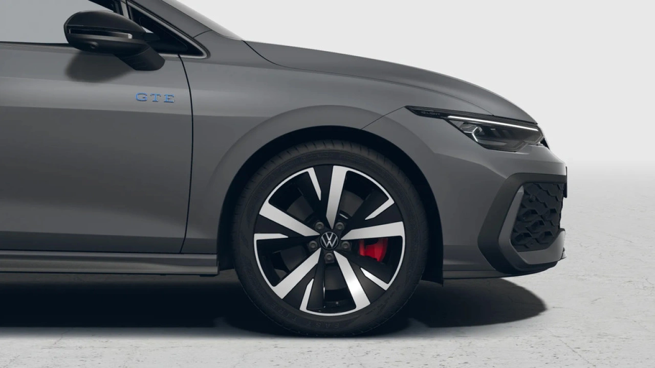 Volkswagen Golf 1.5 eHybrid 272 6DSG GTE