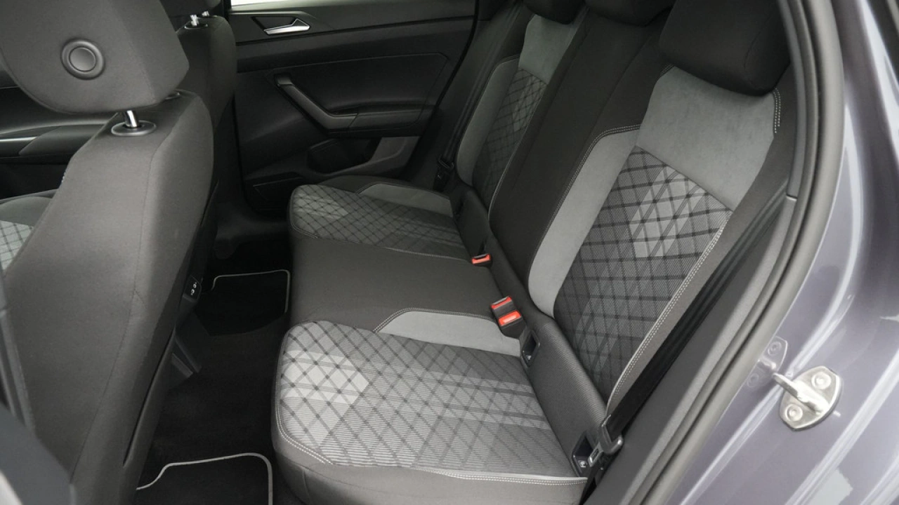 Volkswagen Polo 1.0 TSI 110pk DSG R-Line Business