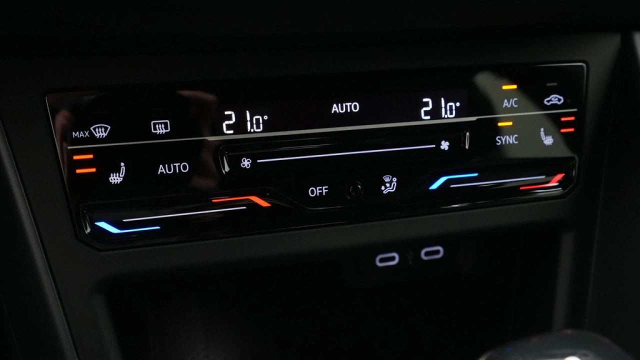 Volkswagen Polo 1.0 TSI 110pk DSG R-Line Business