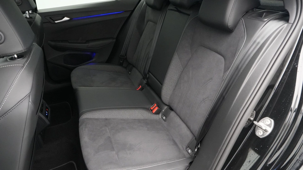 Volkswagen Golf 1.5 eHybrid 50 Edition