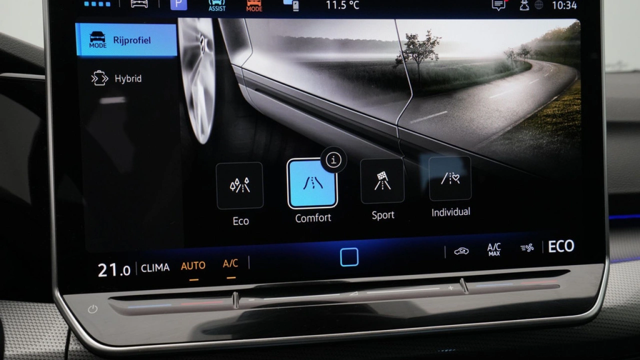 Volkswagen Golf 1.5 eHybrid 50 Edition