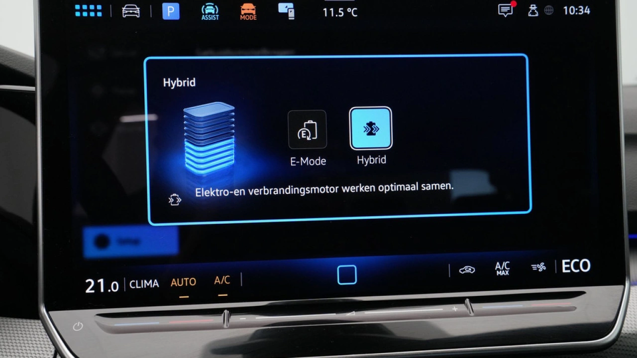 Volkswagen Golf 1.5 eHybrid 50 Edition